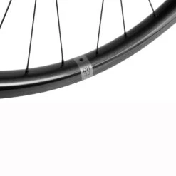 Beast Components DH30 29 Inch Carbon MTB Rim - UD Black 9 Beast Components DH30 29 Inch Carbon MTB Rim - UD Black -Crankbrothers Verkoop beast components dh thirty rim 847263