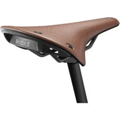 BROOKS ENGLAND Brooks Cambium C17 All Weather Saddle - Orange -Crankbrothers Verkoop brooks cambium c17 all weather sattel orange 3 1333969