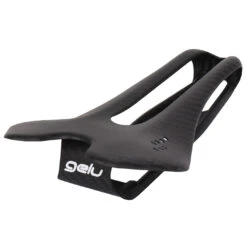 Gelu F3 Carbon Saddle With Punctured Top - Black Logos -Crankbrothers Verkoop gelu f3 carbon saddle with punctured top black logos2 929497