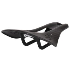 Gelu P3 Carbon Saddle With Punctured Top - Black Logos 7 Gelu P3 Carbon Saddle With Punctured Top - Black Logos -Crankbrothers Verkoop gelu p3 carbon saddle with punctured top black logos2 930048